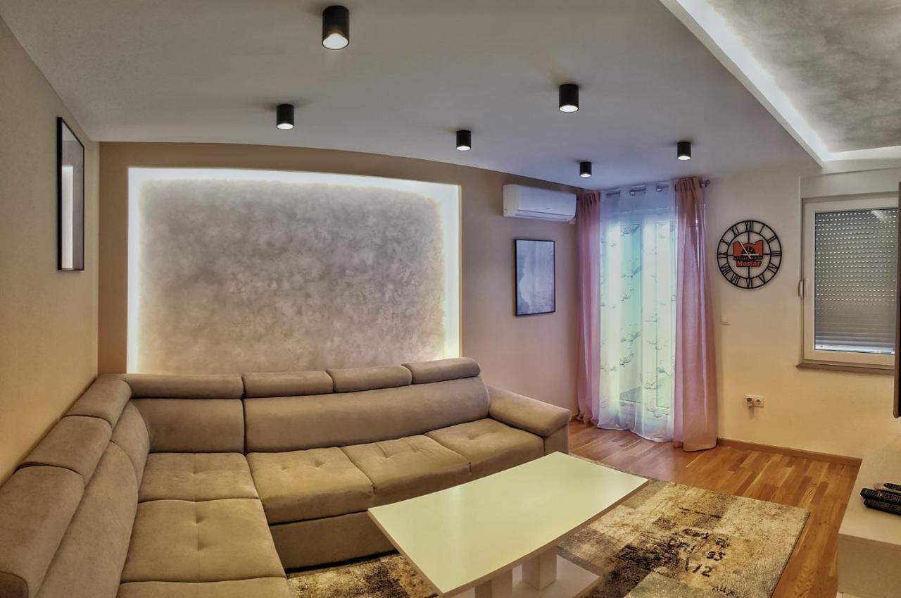 Sun Valley Apartments Мостар Екстериор снимка