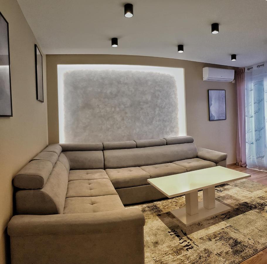 Sun Valley Apartments Мостар Екстериор снимка